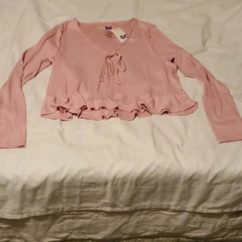 SO Juniors' Crop Tie Front Long Sleeve Top in Pink Size XL NWT